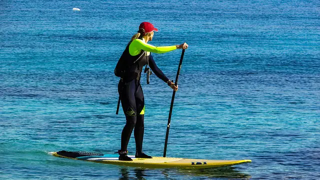 best inflatable paddle board for beginners
